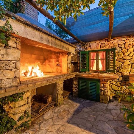 Villa Lindraze Dobrinj Екстер'єр фото